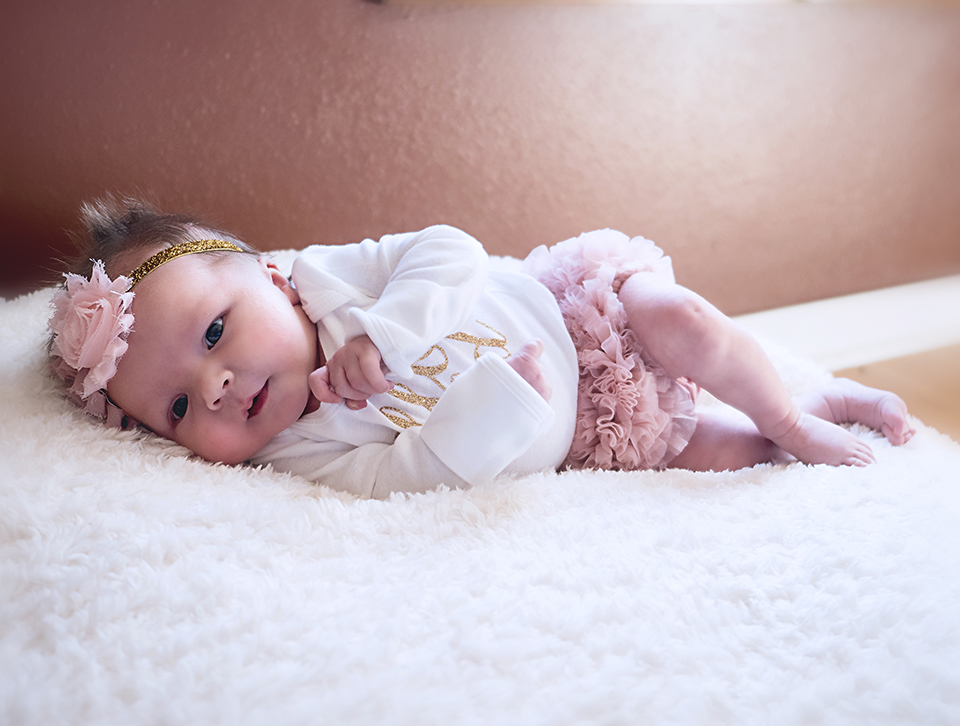 PiksClicks & Fabulous Funtography Newborn and Maternity Photography